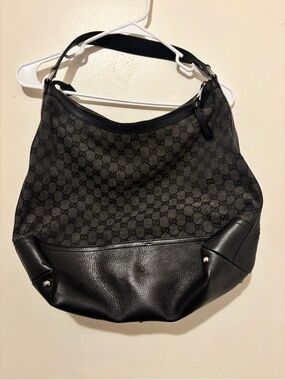 Gucci Vintage Black GG Monogram Canvas w/Leather Shoulder Hobo Authentic w/card